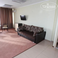 Azamat Hotel