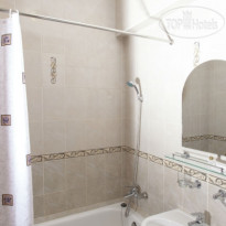 Alma Hotel Эконом – небольшой номер для о