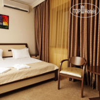 Alma Hotel