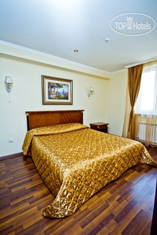 New photos from tourists Altyn Emel