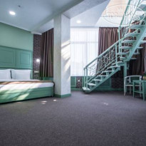 Grand Sapphire Hotel