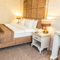 Grand Sapphire Hotel