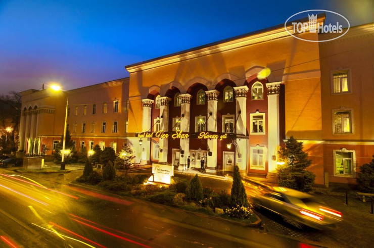 Hotelier's photos City Hotel Tien Shan 3*