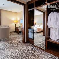Holiday Inn Aktau - City Centre tophotels