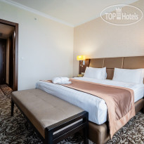 Holiday Inn Aktau - City Centre tophotels