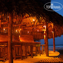 PineWood Beach Resort & Spa 