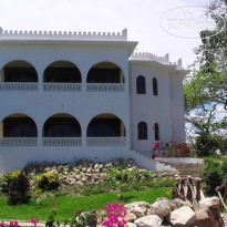 Hillpark Hotel - Tiwi Beach 