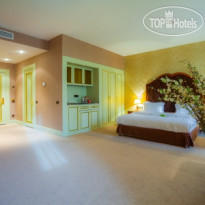 Sapphire Inn