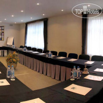 Hotel Diplomat Suites