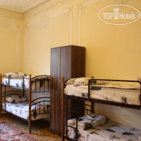 Main Street Hostel 