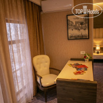 Parkway inn Hotel & Spa