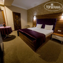 Royal Sapphire Hotel 