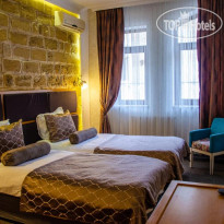 Qala Hotel