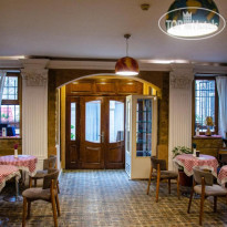 Qala Hotel