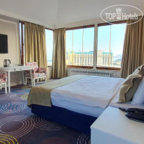 Qala Hotel