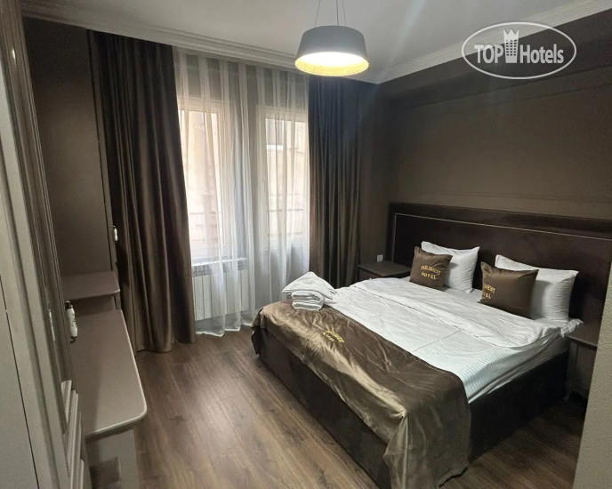 Hotel photo Parliament Hotel & Restaurant 4*