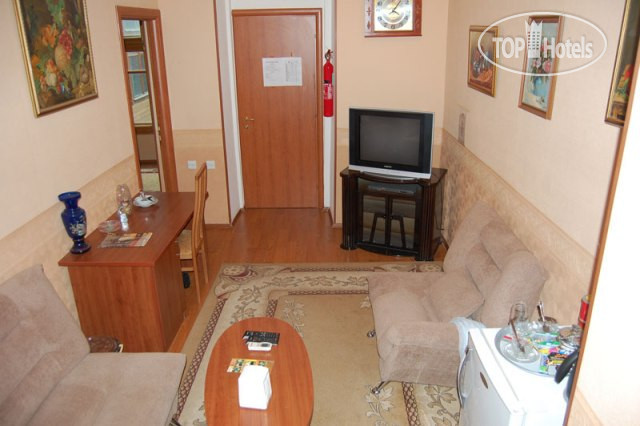 New photos from tourists Red Lion 4*