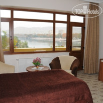 Hotel River Side