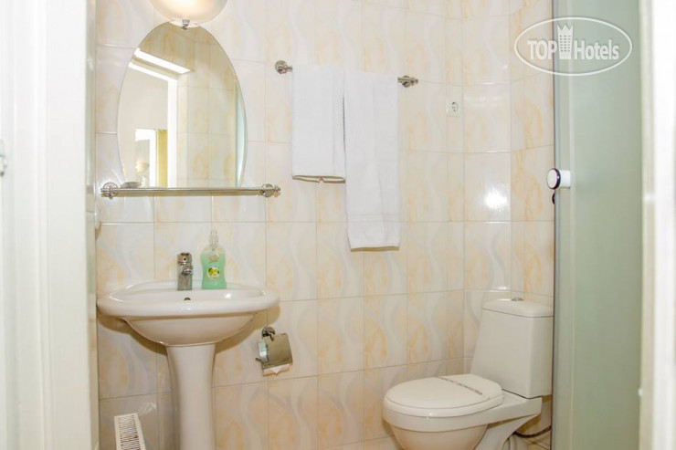New photos from tourists VILA IRIS 3*