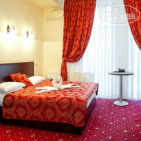 Manhattan Hotel & Restaurant