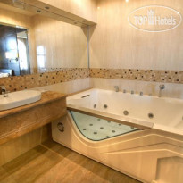 Bass Boutique Hotel