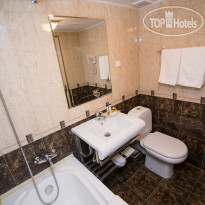 Ani Plaza Junior Suite