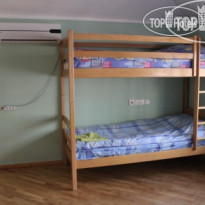 JR's House hostel