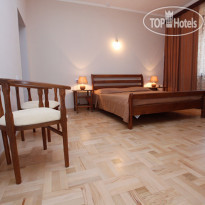 14th Floor Hotel