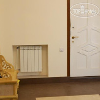 Monument Guest House 