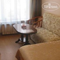 Crown Hotel