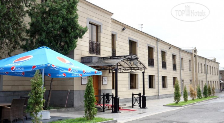 Sil Plaza Hotel
