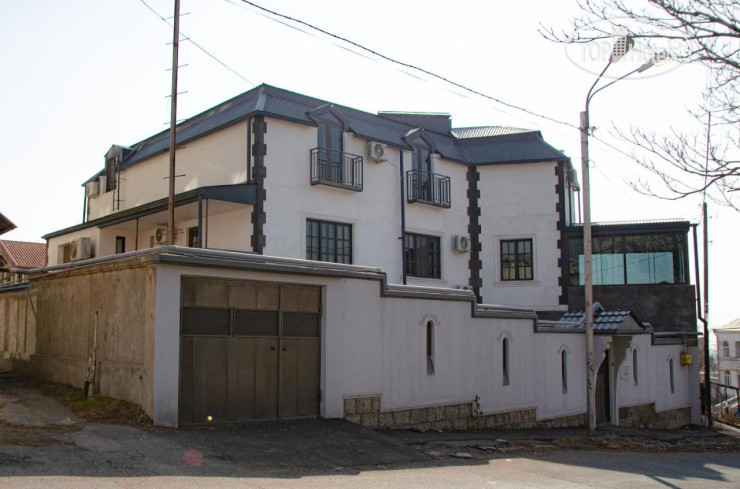 New photos from tourists Blur Inn Gallery 