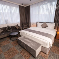 Revive Boutique Hotel 