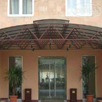 Bomo Regineh Hotel