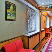 Дом творчества писателей (Writers House)