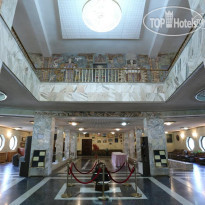 Дом творчества писателей (Writers House)