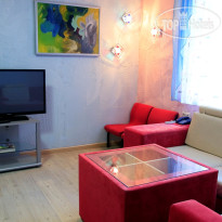 Дом творчества писателей (Writers House)