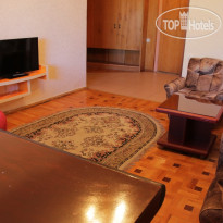 Дом творчества писателей (Writers House)
