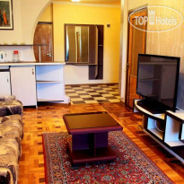 Дом творчества писателей (Writers House)