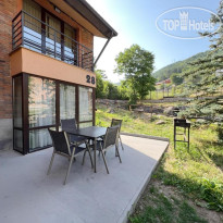 Teghenis Holiday Home