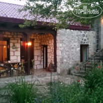 Old Tatev B&B 