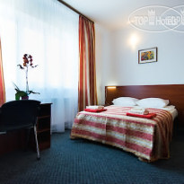 MaxHotel
