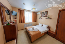 City Hotel