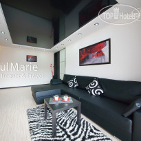 Apartment on Zaslonova 4 PaulMarie гостиная, раскладывающийся див