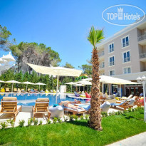 Sandy Beach Resort 