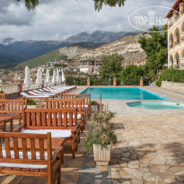 Llazari Hotel  