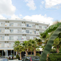 Blue Days Hotel 