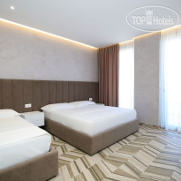 Sea & Sand Hotel 