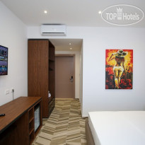 Sea & Sand Hotel 