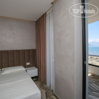 Sea & Sand Hotel 